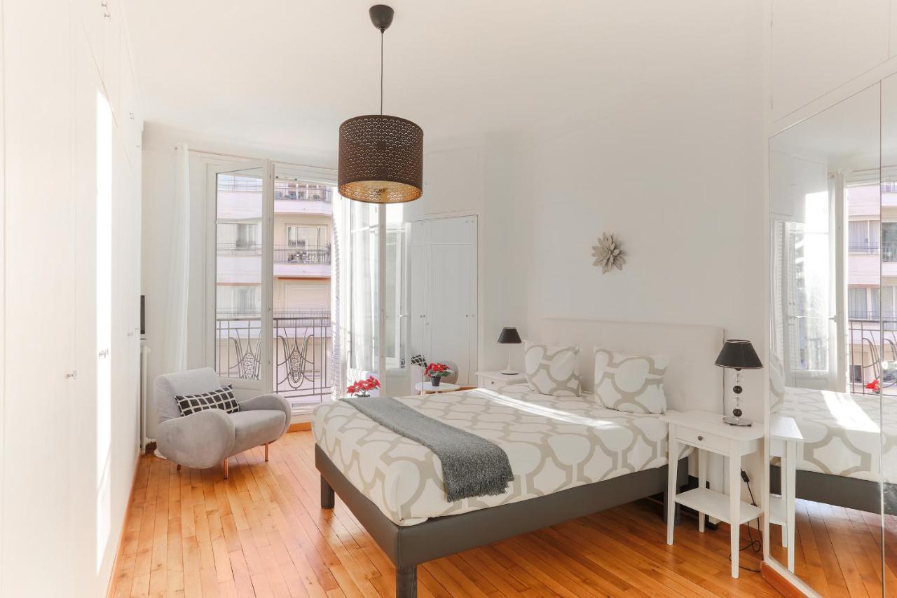 Appartement Place Du Trocadero パリ エクステリア 写真
